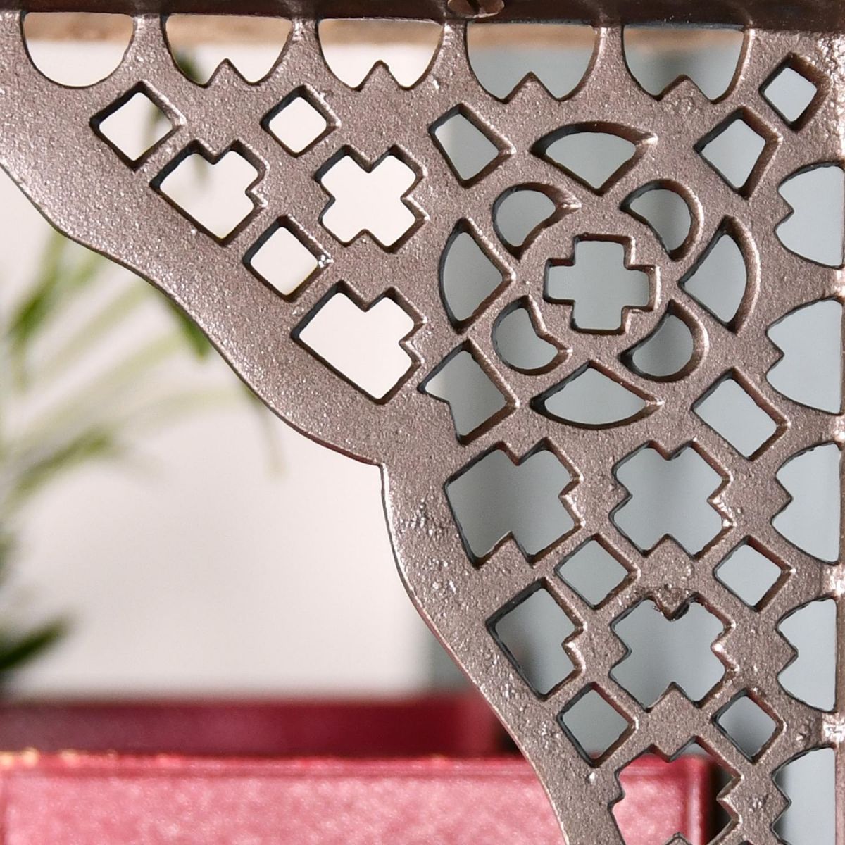 Close-up of the Trellis Pattern on the Shelf Bracket