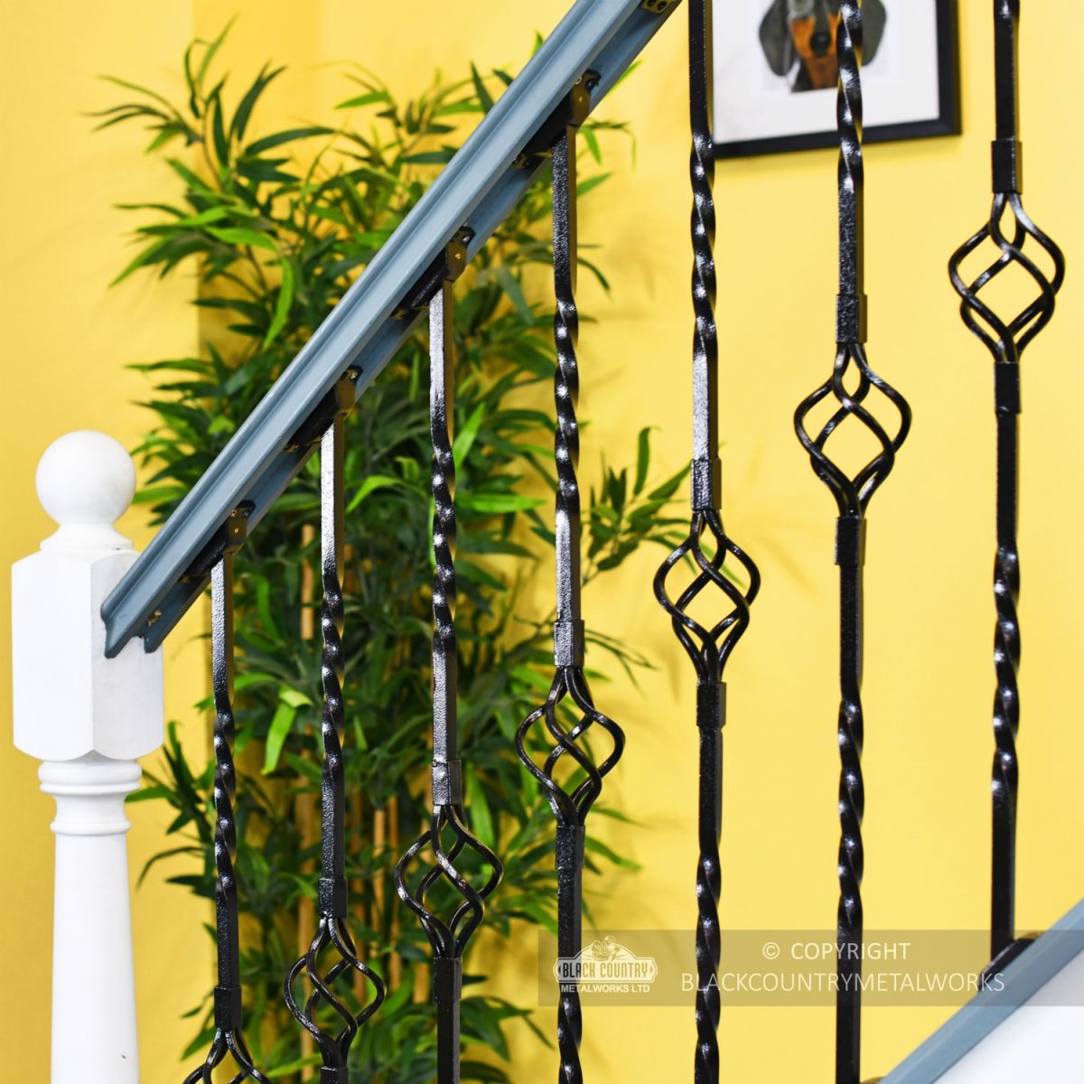 "Cavendish" Single Basket Double Fine Twist Stair Spindle 