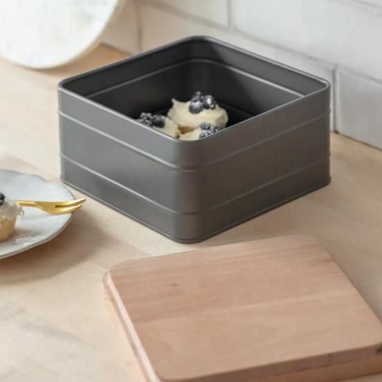 Charcoal Cake Tin with Beech Wood Lid in Use