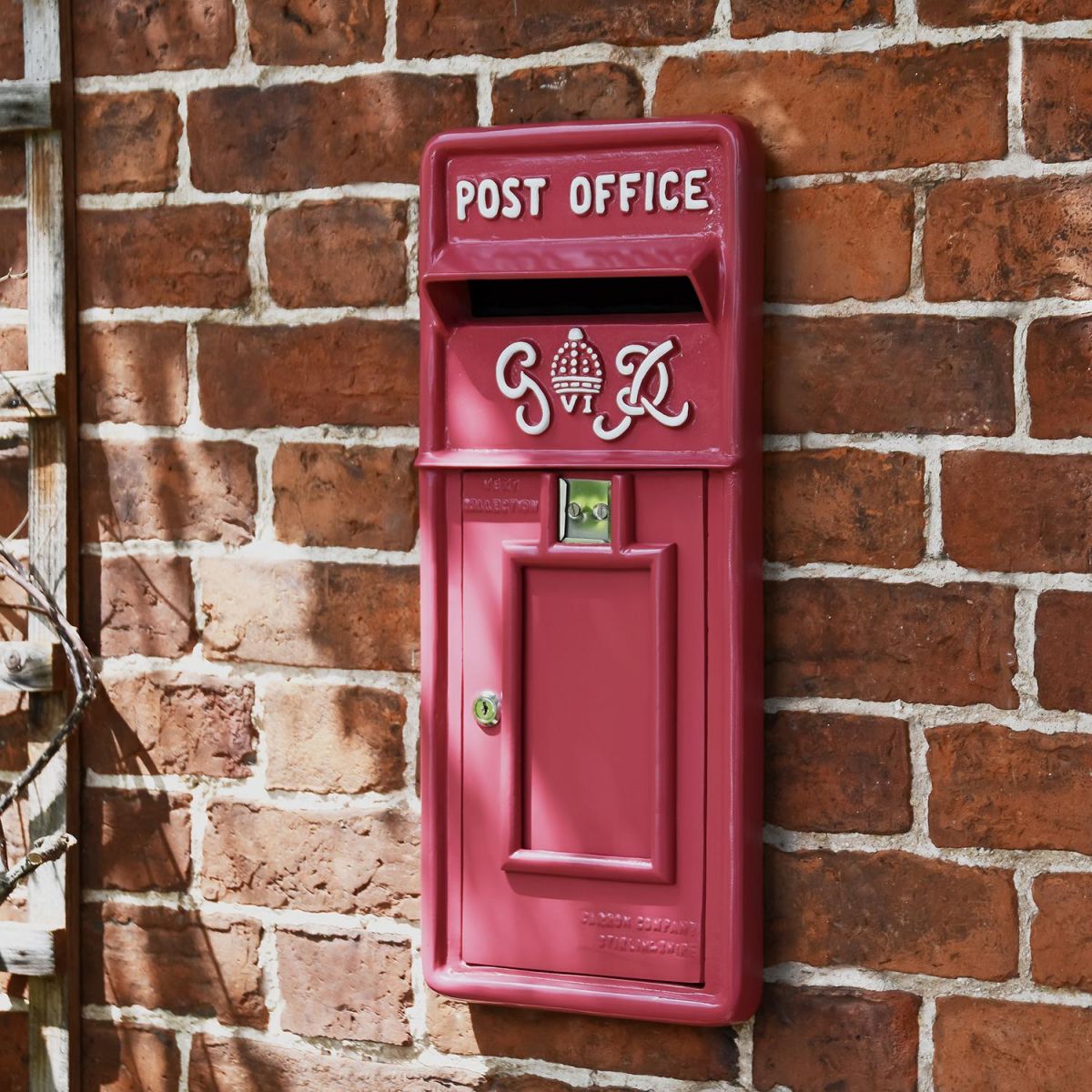 "Cherry Pie" King George Rex Post Box Front in Situ on a Brick Wall