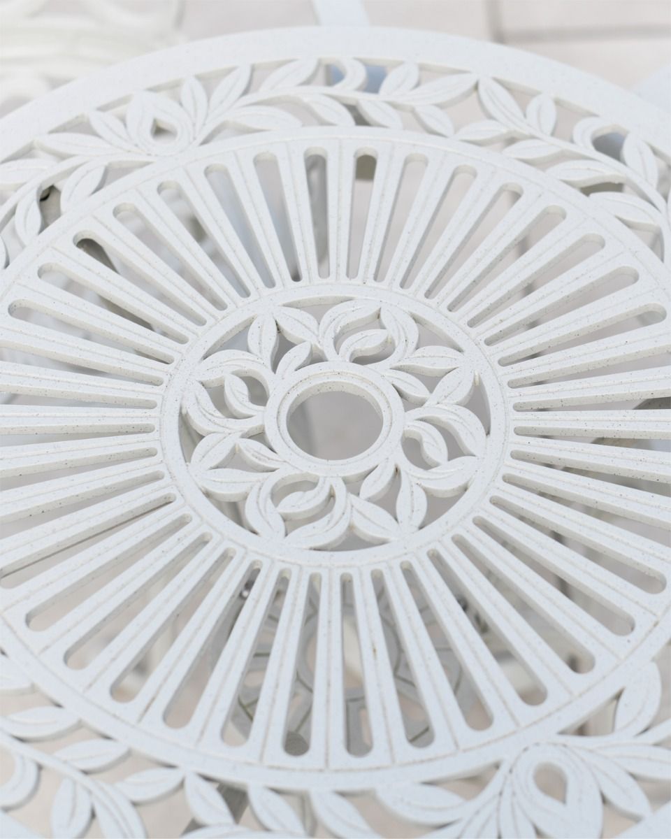 Table Top With Parasol Holder 