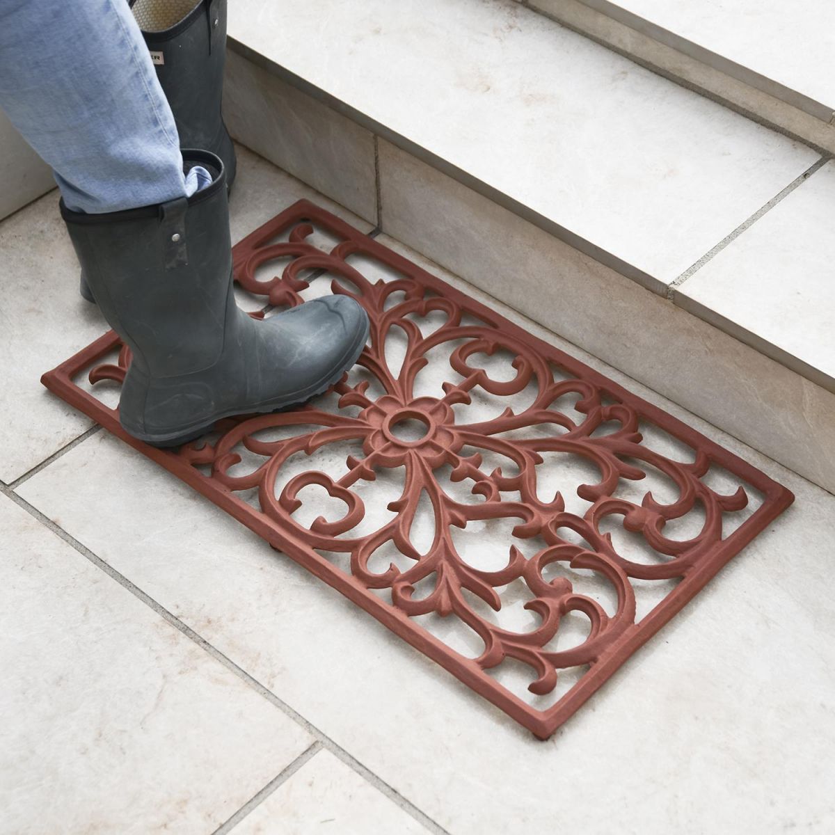 "Clarence" Rectangle Doormat to Scale