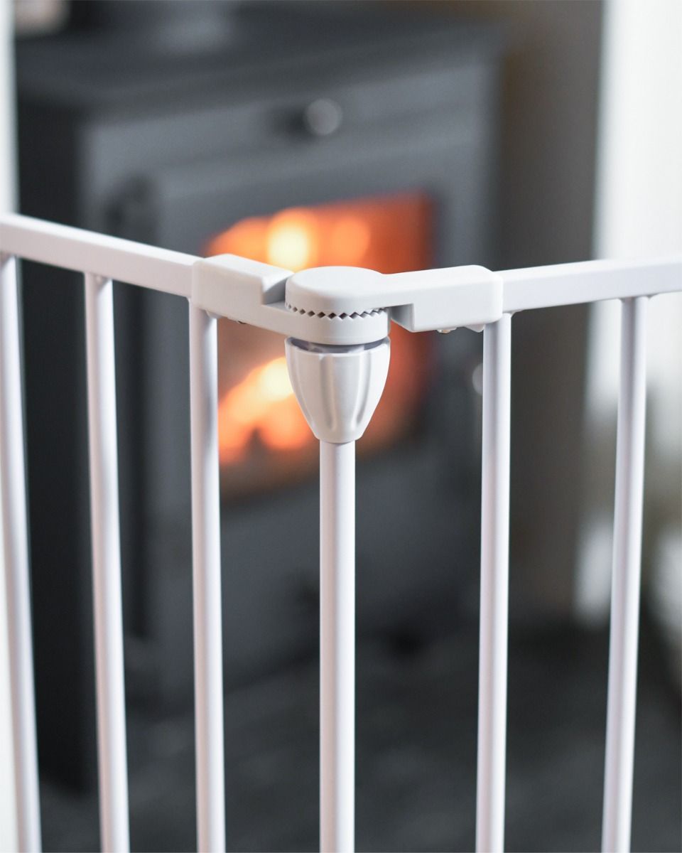 Close Up Of Hinge on Interlocking Panel Units
