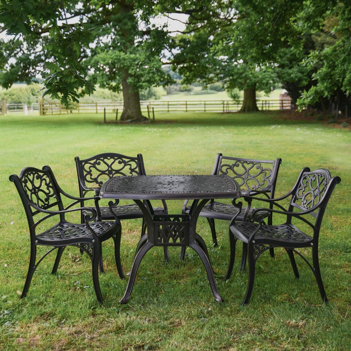 Antique Copper "Henley" Four Seater Furniture Set in Garden Setting 