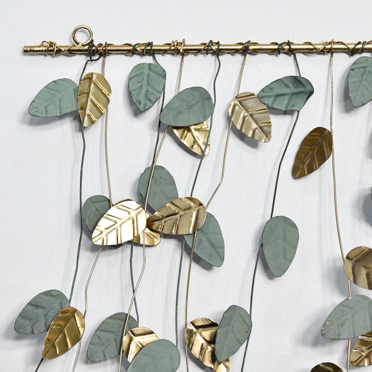 Close-up of the Green and Gold Finishes on the Leaves