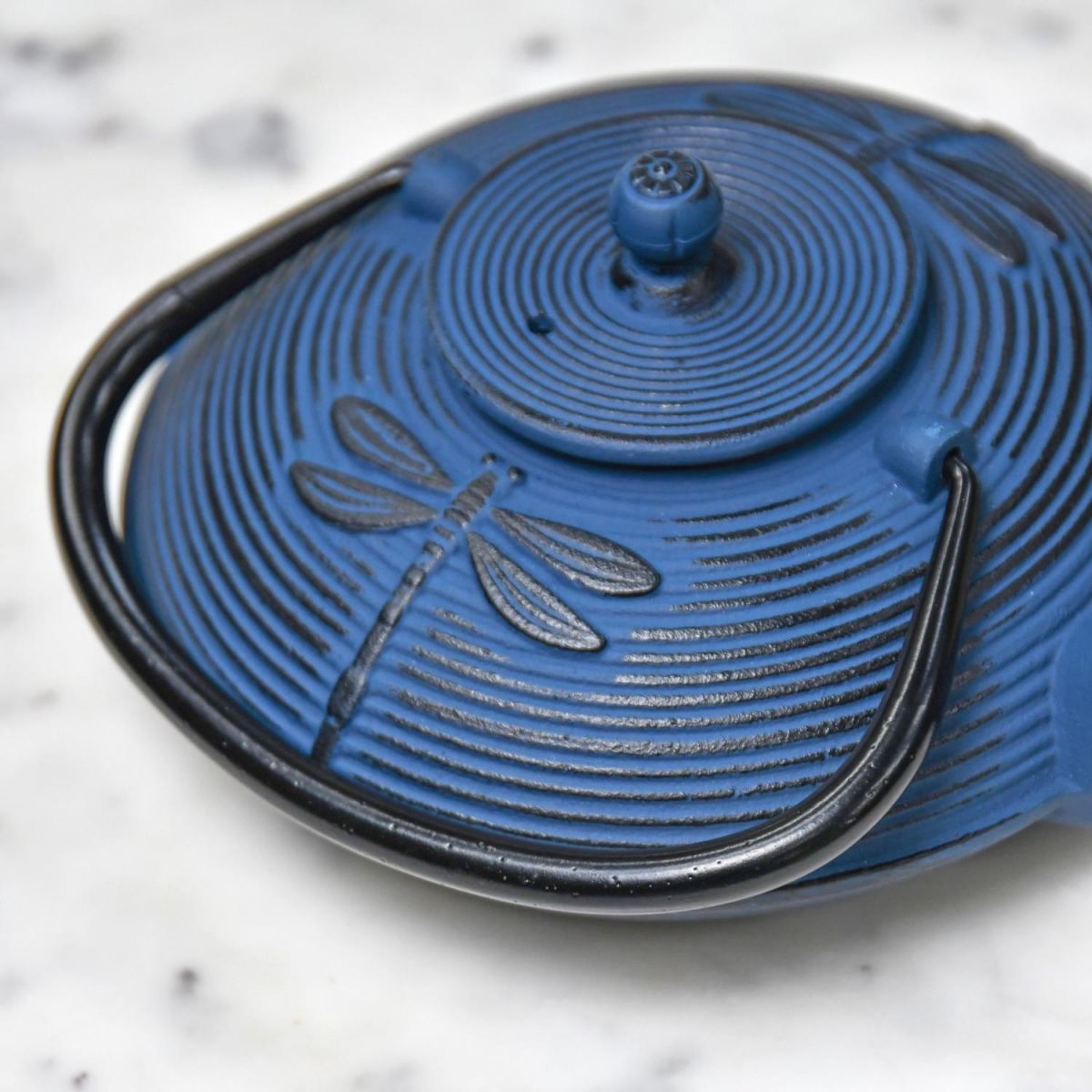 Dark Blue "Dragonfly" Cast Iron Japanese Teapot in Situ