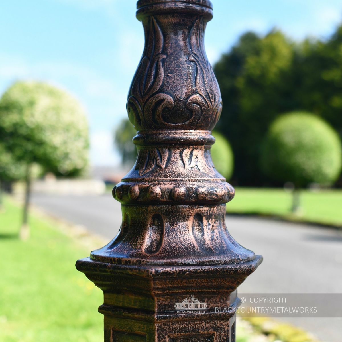 Decorative Antique Copper Lamp Post Column