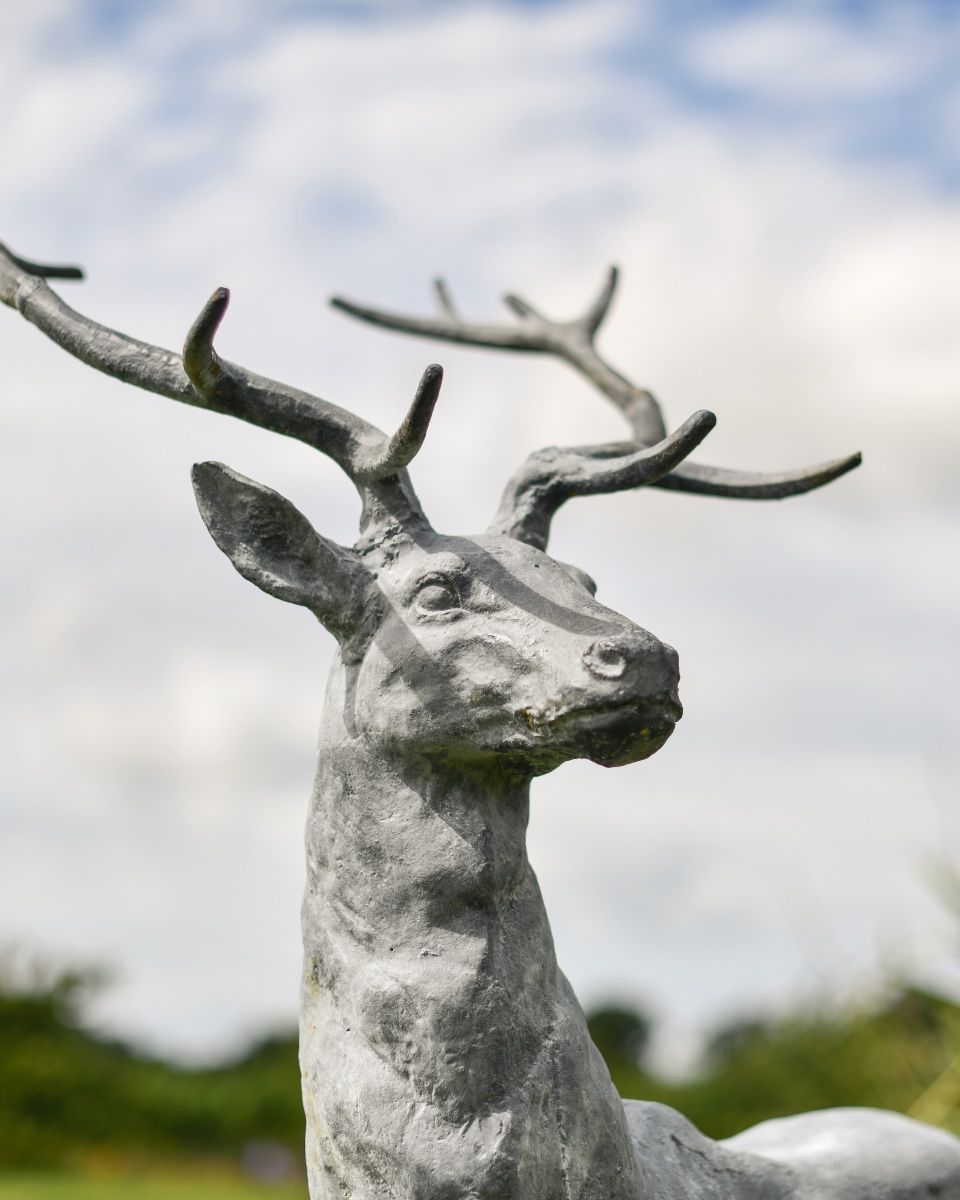 "Elkin" Lead Finished Cast Iron Stag Sculpture - Facing Left Details