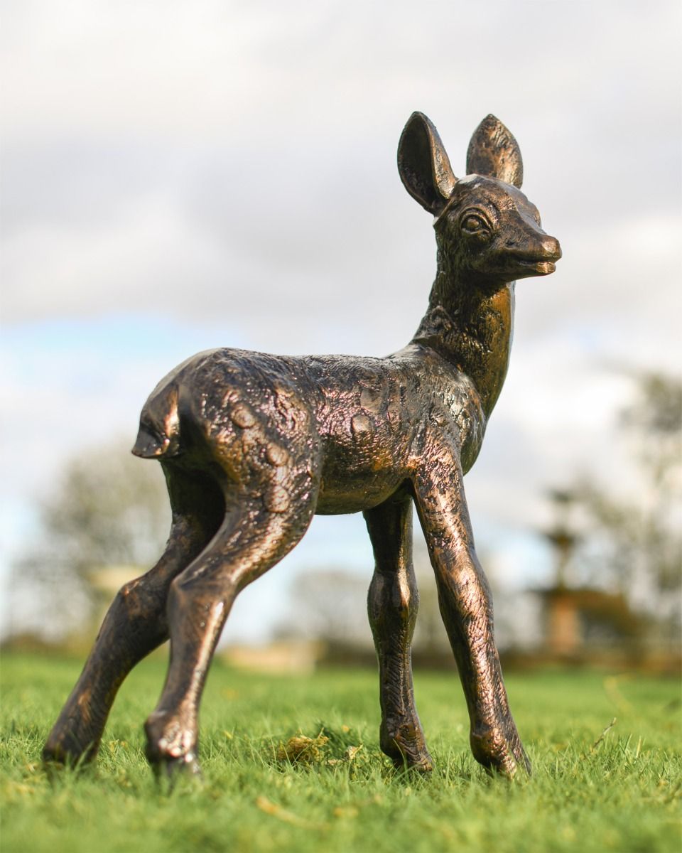 "River" Doe Garden Sculpture
