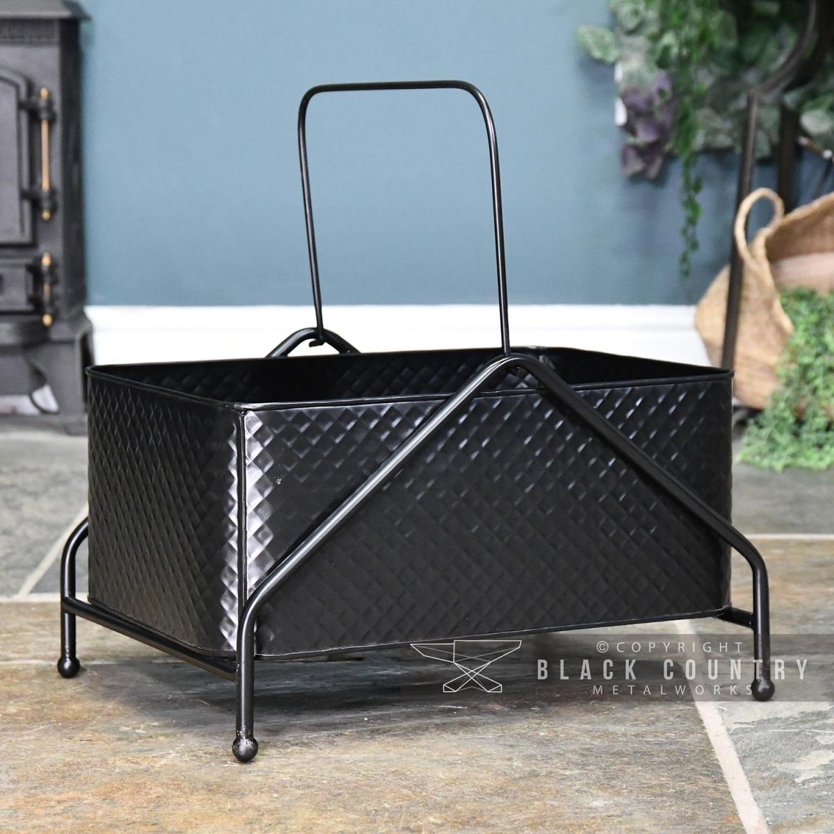 "Pyramid" Design Modern Log Holder with Top Carry Handle