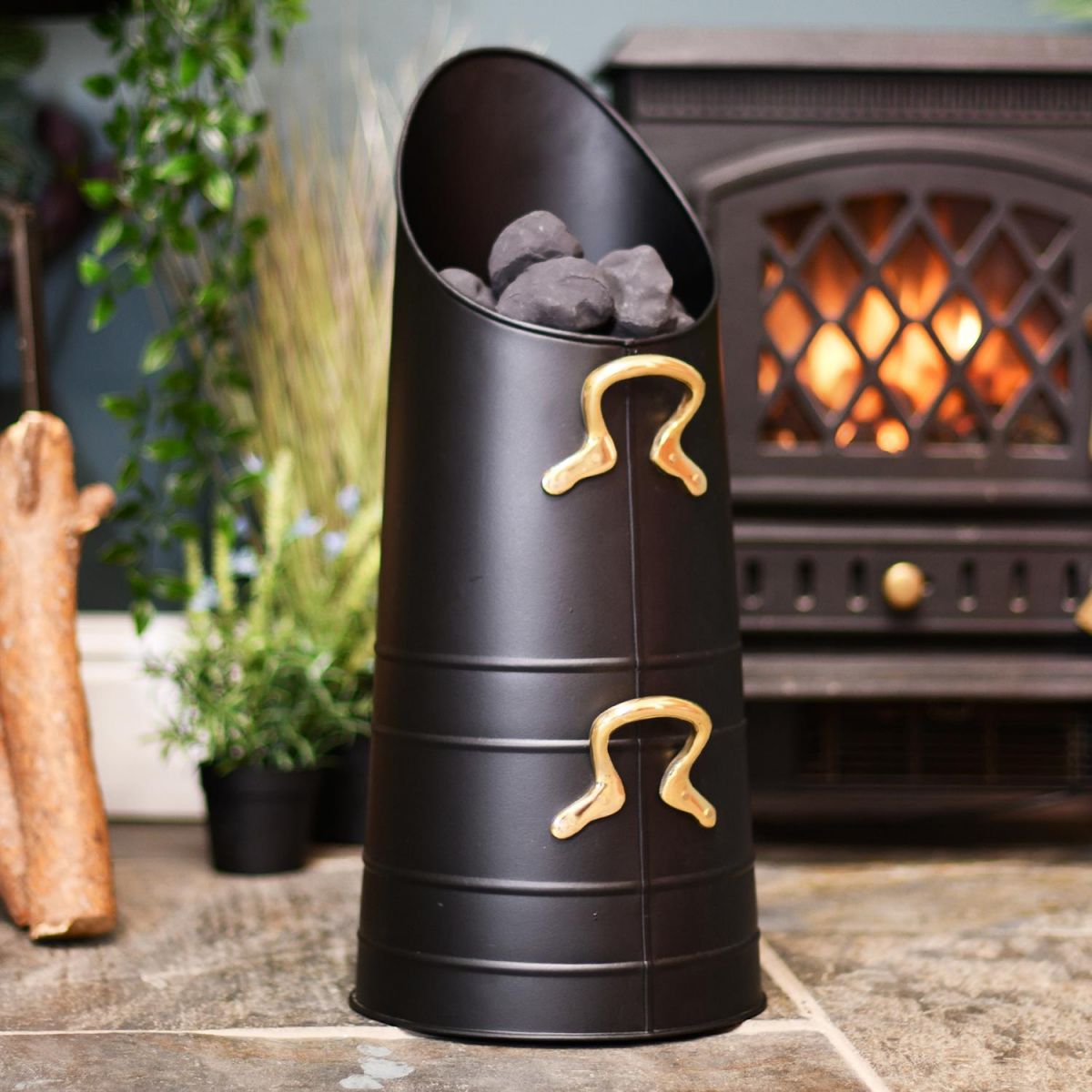 Black Traditional Coal Hod with Polished Brass Handles