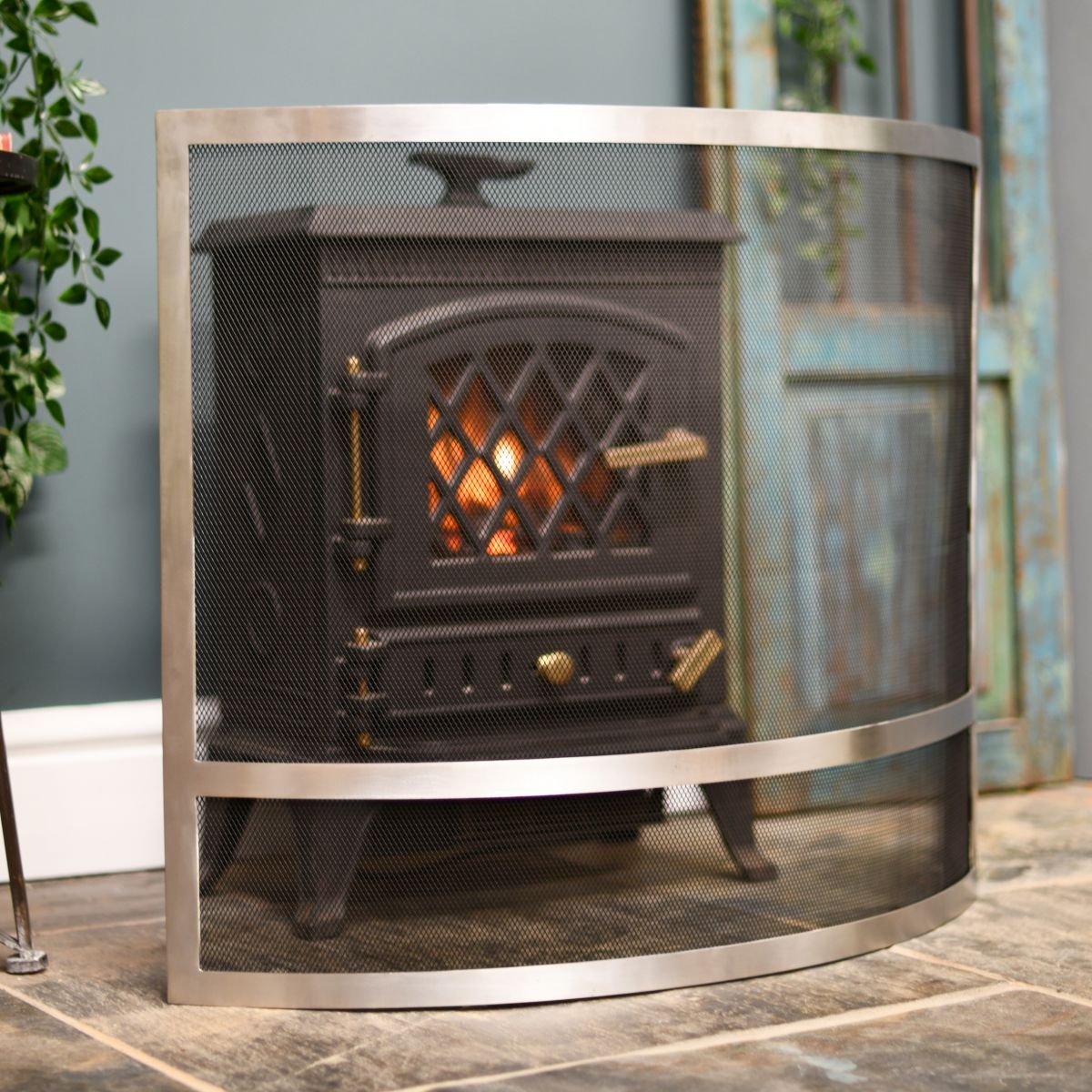 Modern Arched fire screen in living room