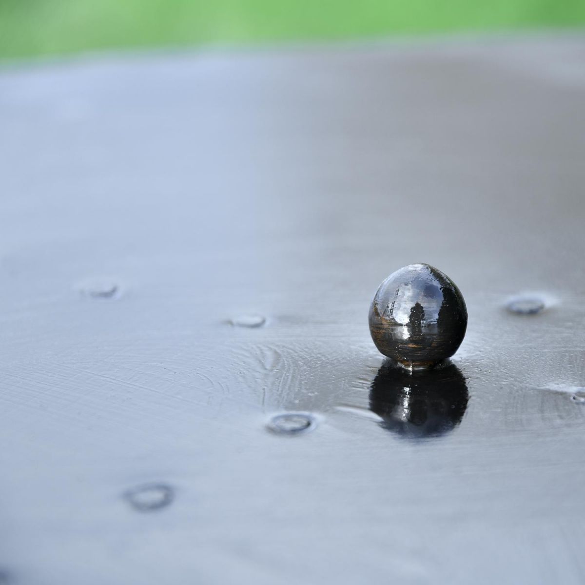 Close up of ball handle 