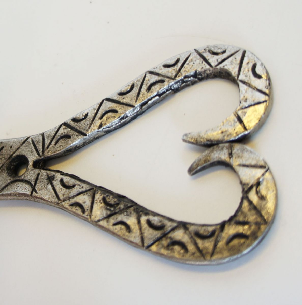 “Blissmere” Heart styled hook rack