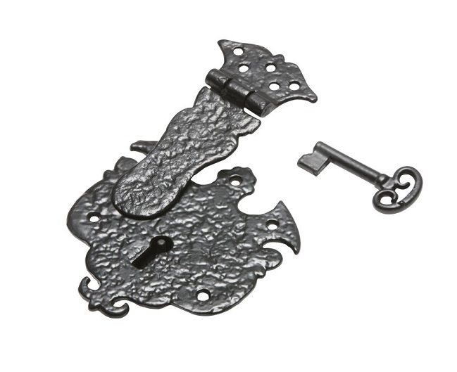 "Willenton Hall" Black Iron Trunk Lock