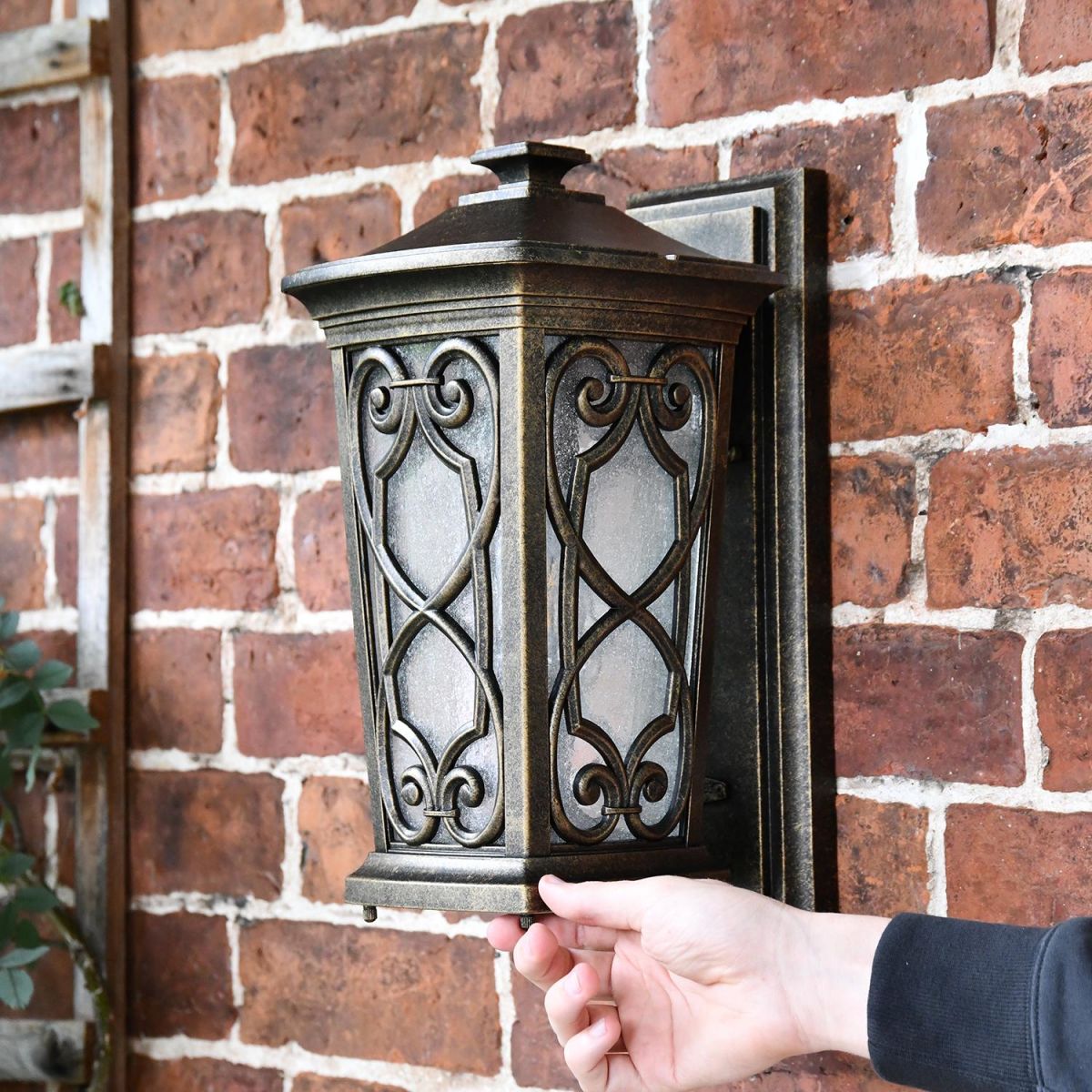 "Keldy Castle" Standard Flush Wall Light to Scale