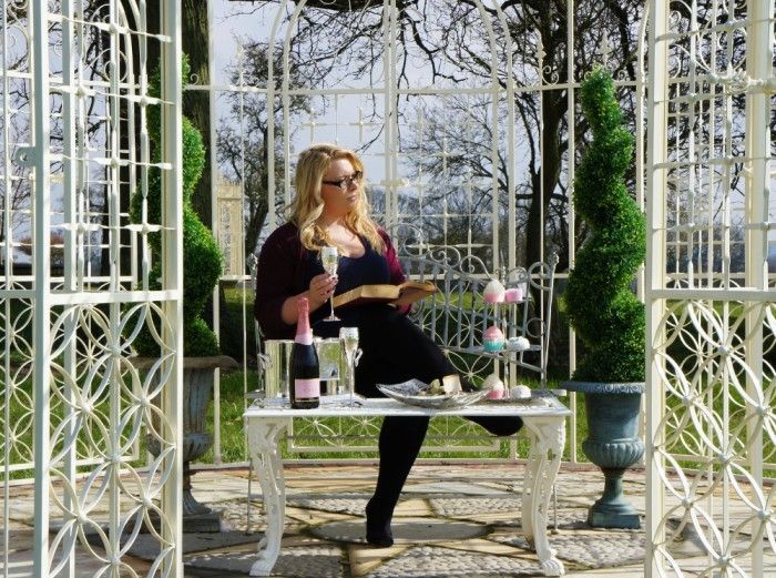 "Lady Belladonna Cristiana" Garden Pavilion