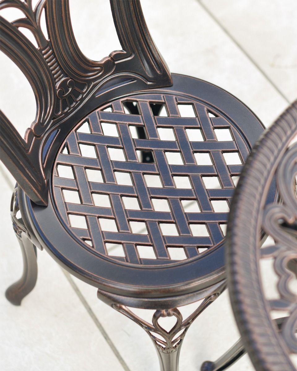 Lattice Pattern on Garden Chair 