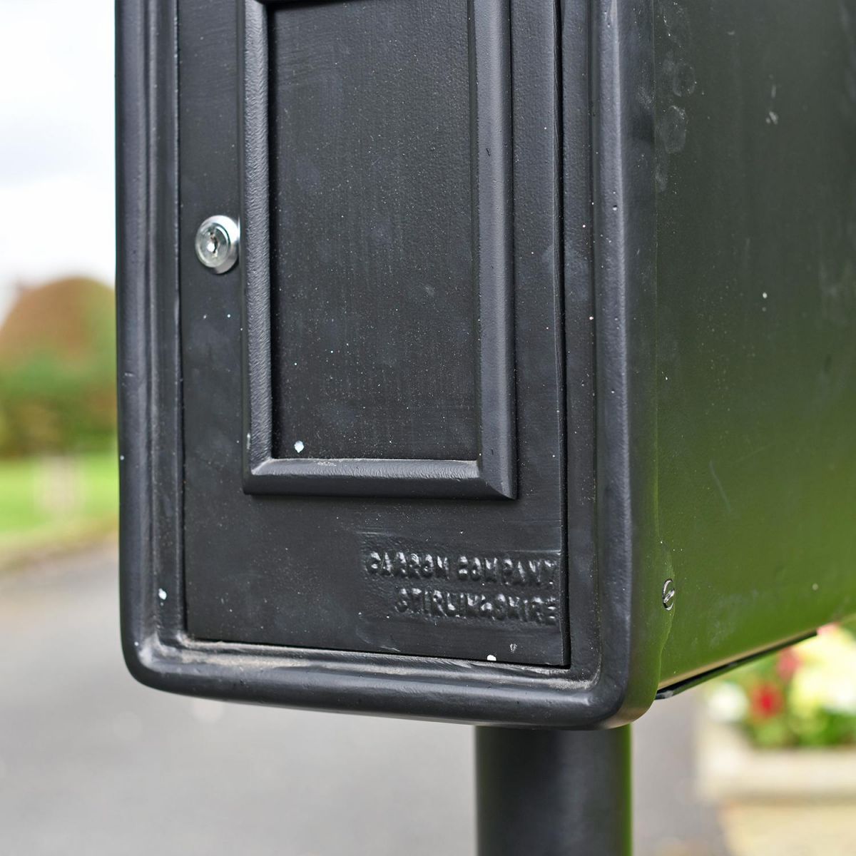 Close-up of the Black Finish on the "Original Reproduction" White Elizabeth Regina Post & Parcel Box