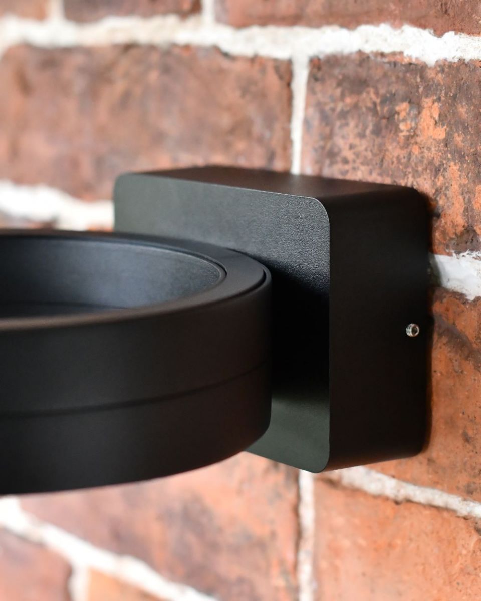 Close up of LED Ring Light back plate