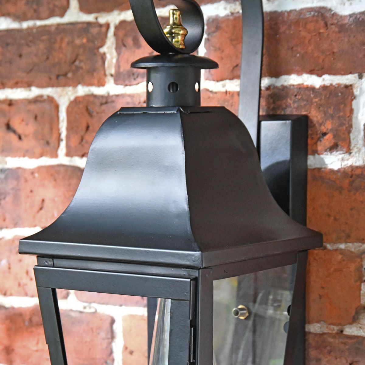 Close up of framework on "Cleobury" Lantern 