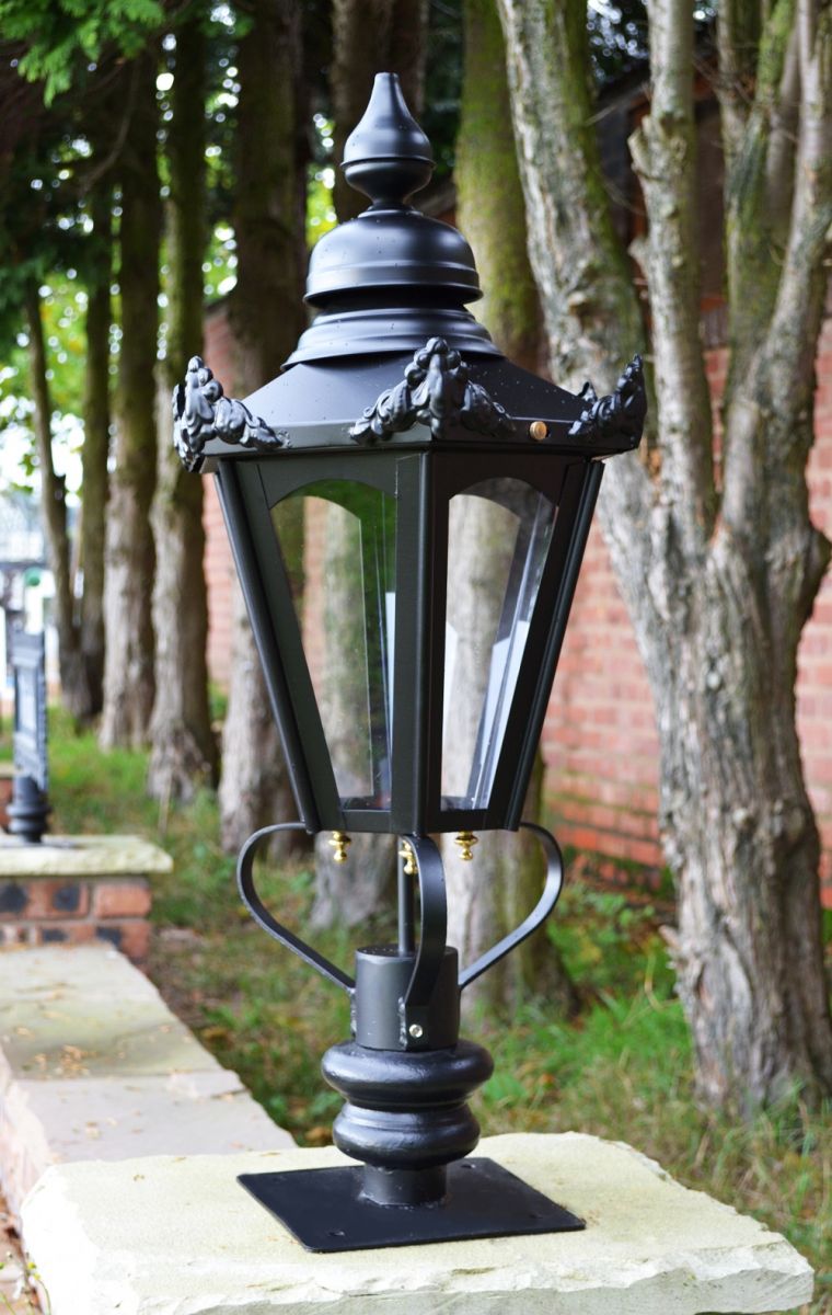 Hexagonal Pillar Light and Lantern Fitted 