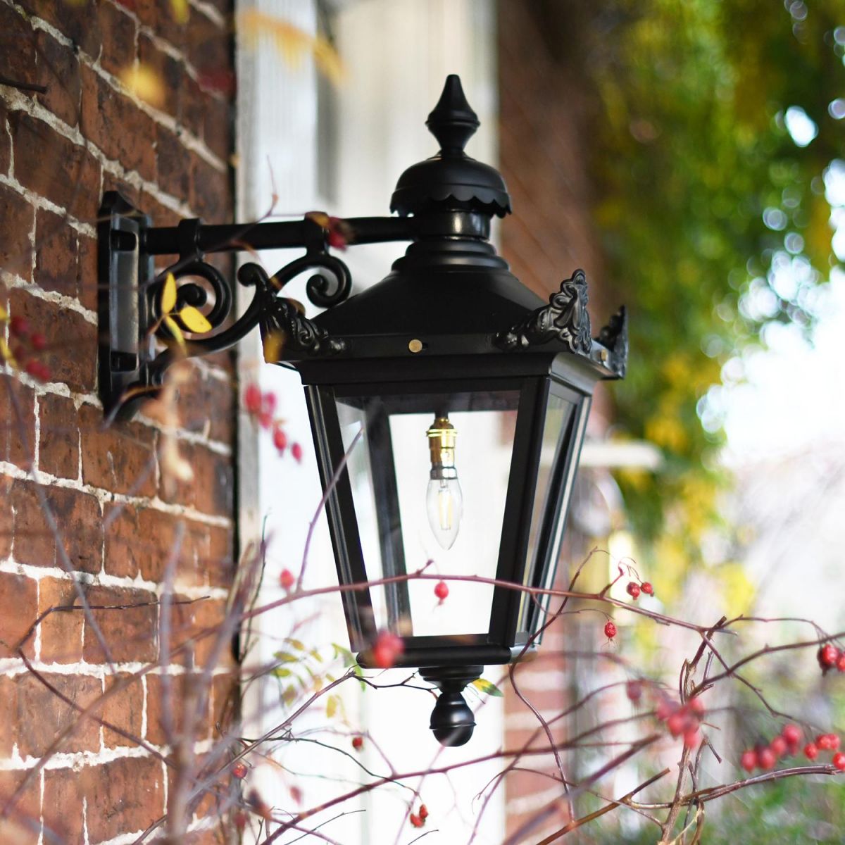 Black Top Fixed Wall Lantern
