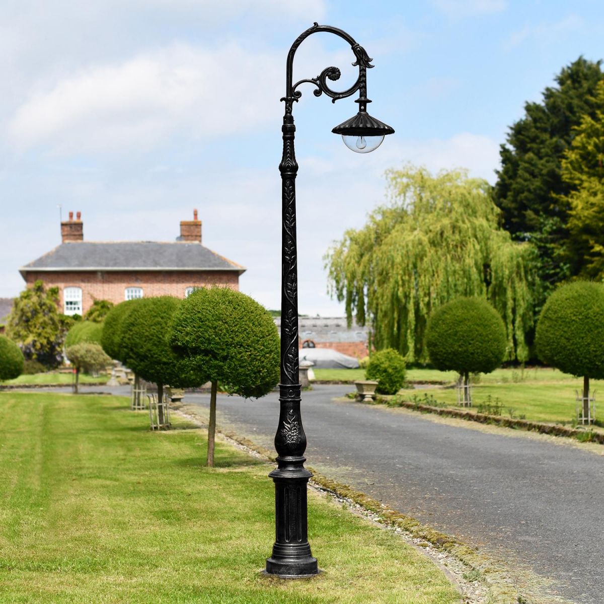 "Lord Hadrian" Antique Black Cast Iron Ornate Lamp Post 3.1m