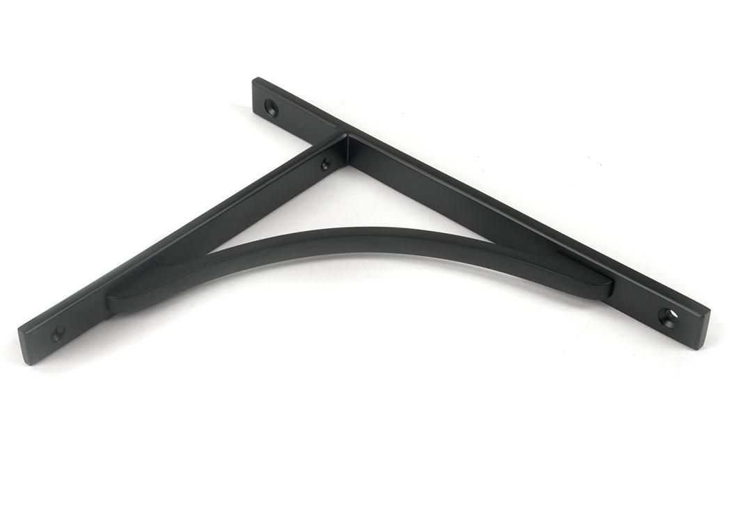 Close-Up of Matte Black "Appleton" Traditional Arched Shelf Bracket - 260mm x 200mm