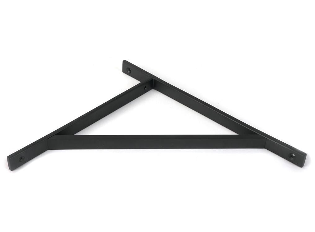Close-Up of Matte Black "Claremont" Traditional Shelf Bracket - 314mm x 250mm