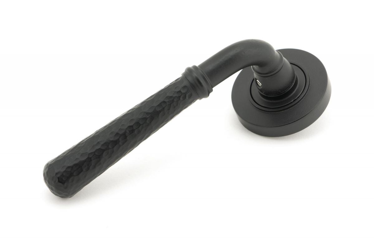 Matte Black Hammered Lever Door Handle on Rose Side View