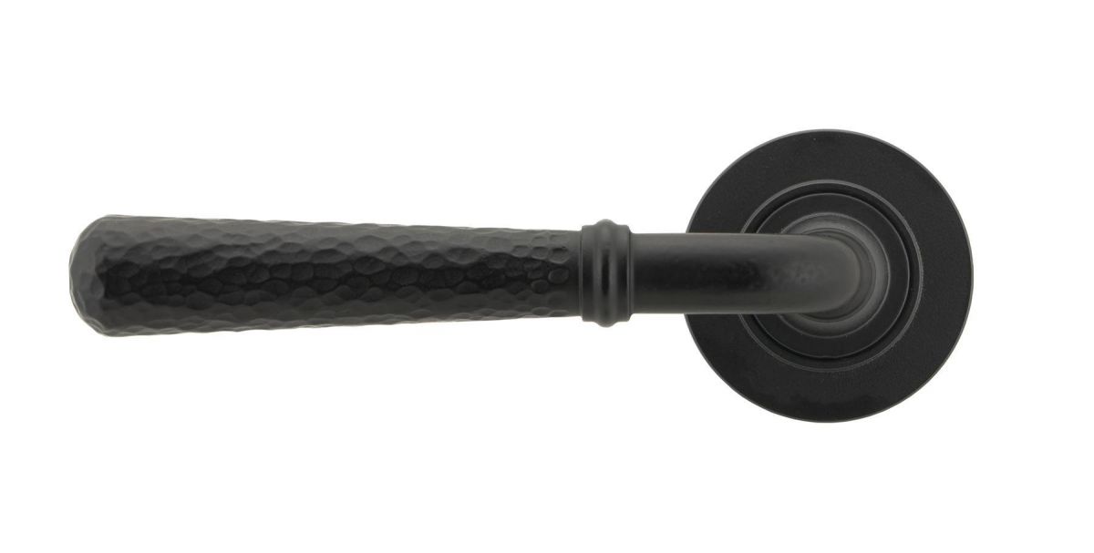 Matte Black Hammered Lever Door Handle on Rose