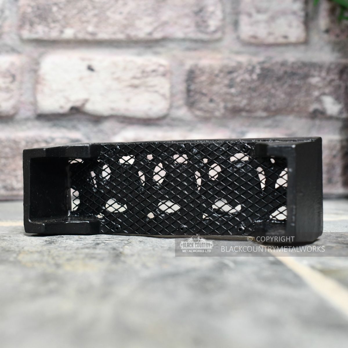 Mesh on back of air vent
