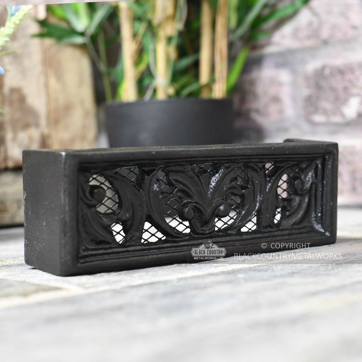 Ornate Air Brick - 9" x 3"