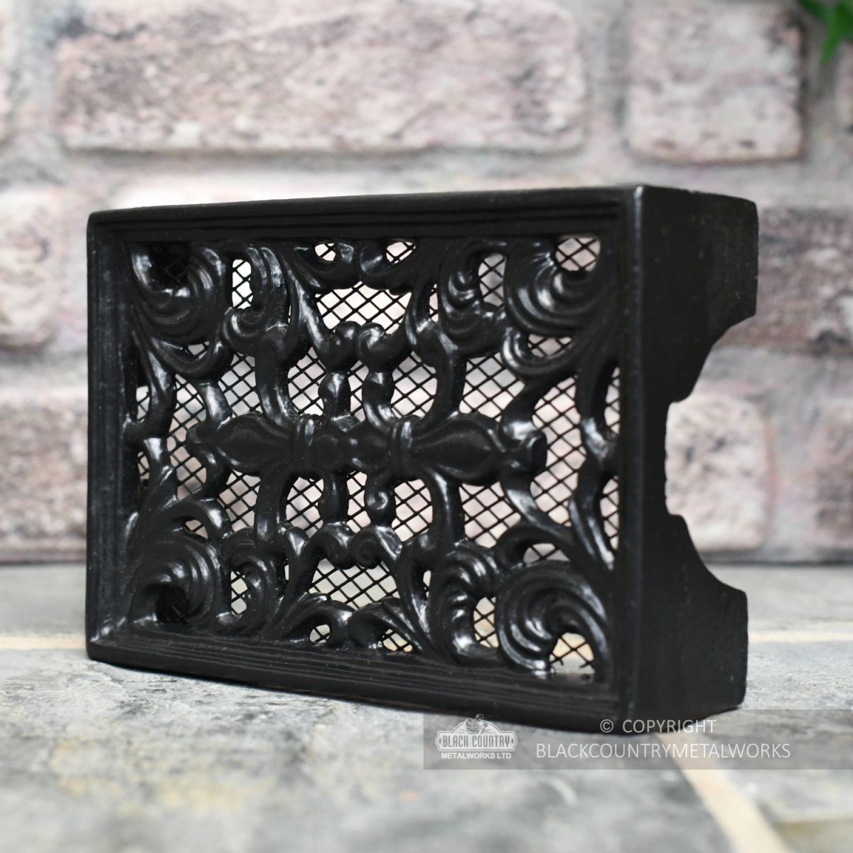 Ornate 9" x 6" Cast Iron Air Brick