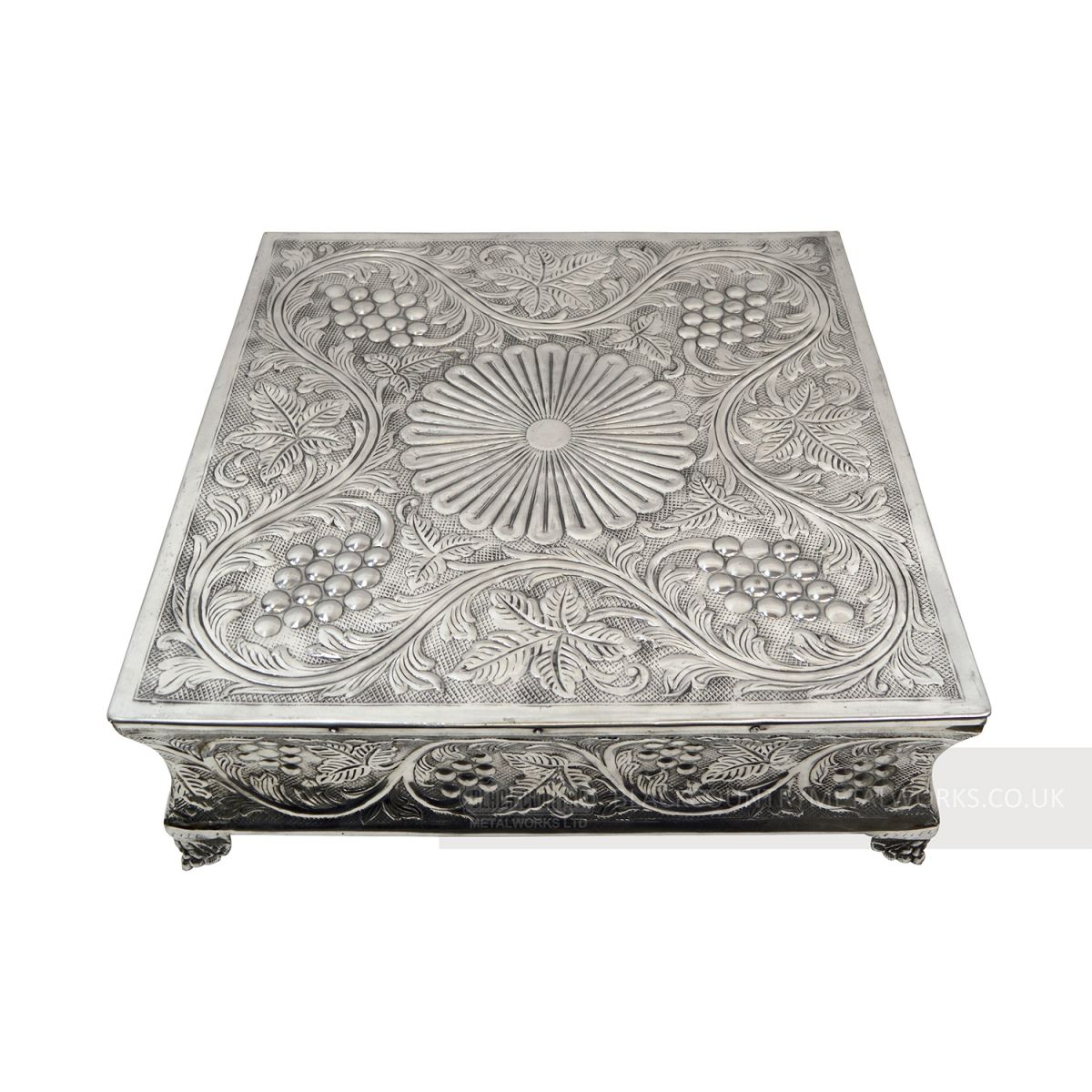 Traditional Aluminium Square Cake stand