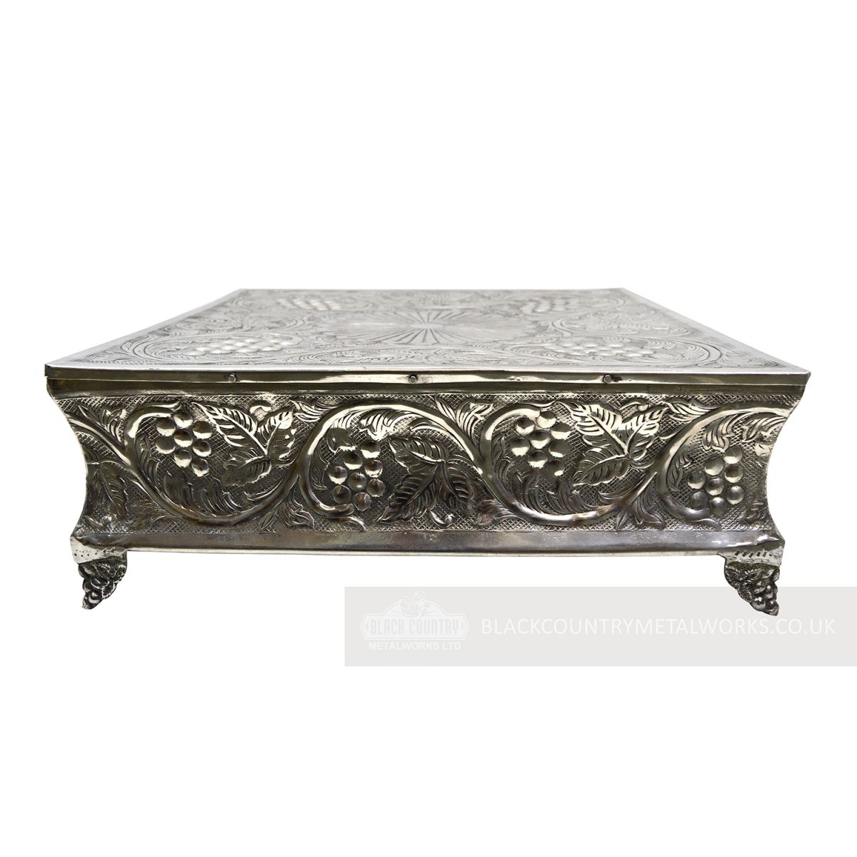 Ornate Design on the Polished Aluminium Cake Stand