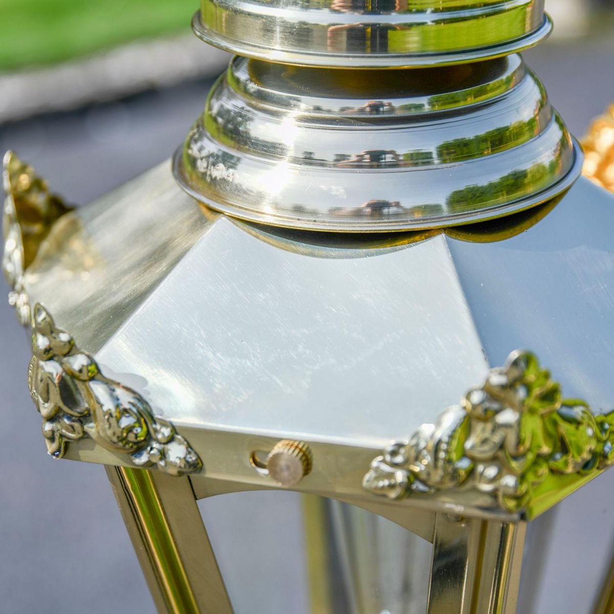 Close-up of the Polished Brass Finish