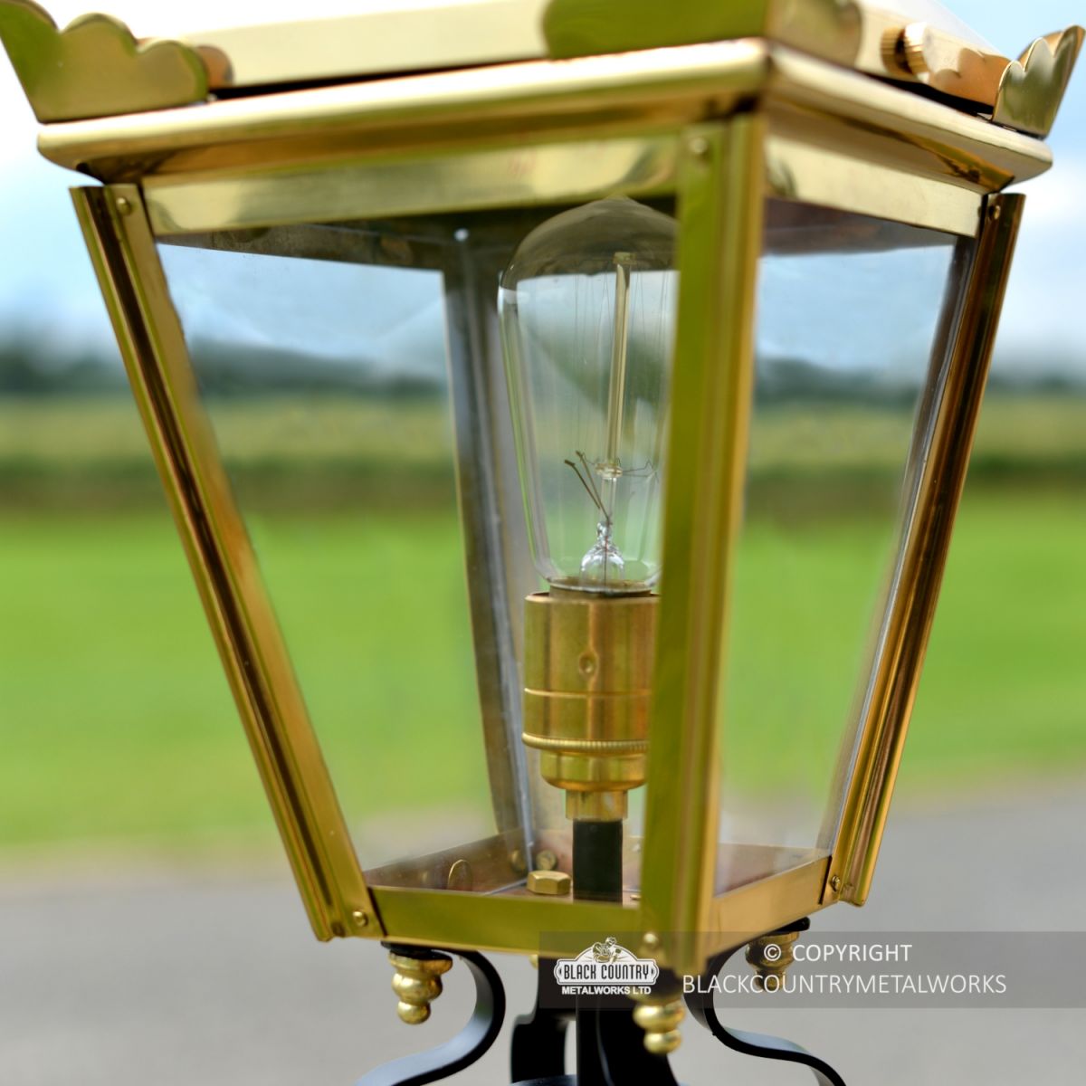 Edison Screw Fix Bulb Holder (Available Upon Request)