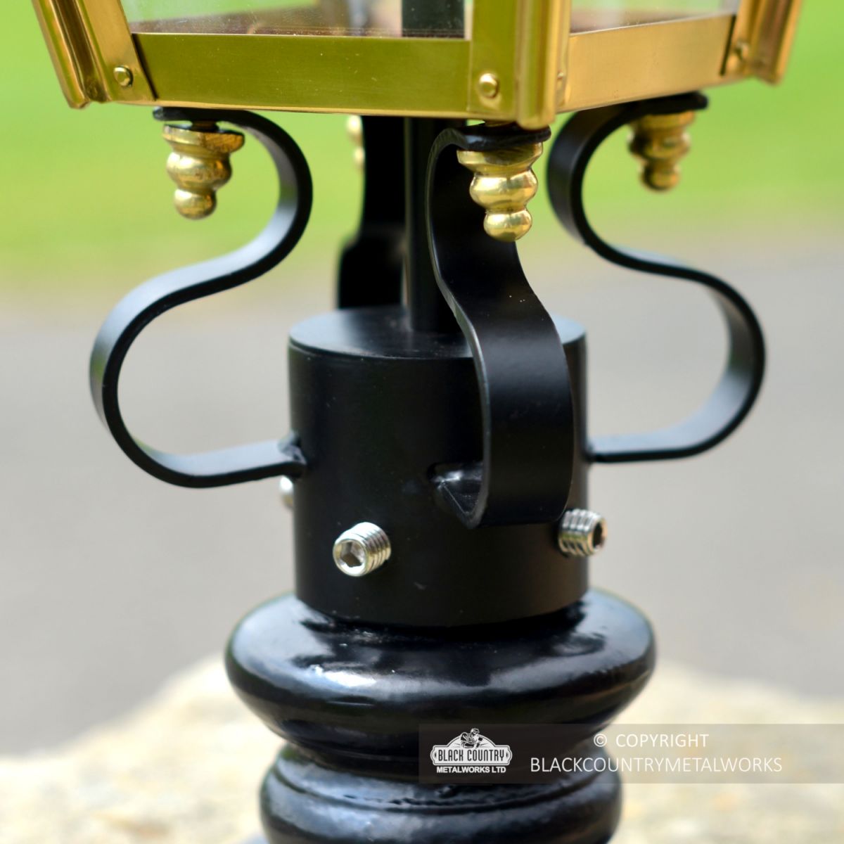 Frog collar and Brass Fixings on the Lantern