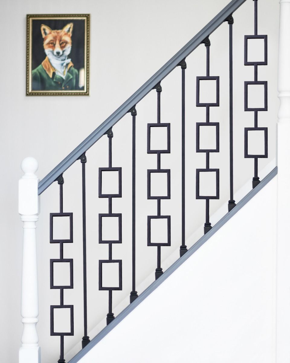 Rake Brackets On Art Deco Spindles 