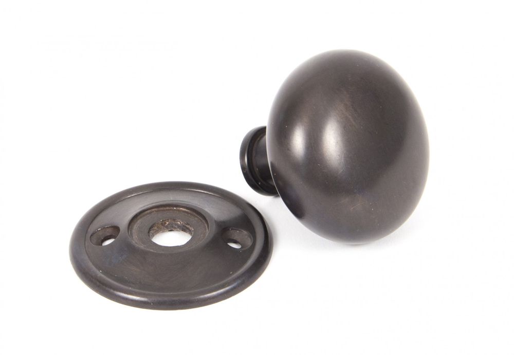 Round Bronze Door Knob Set