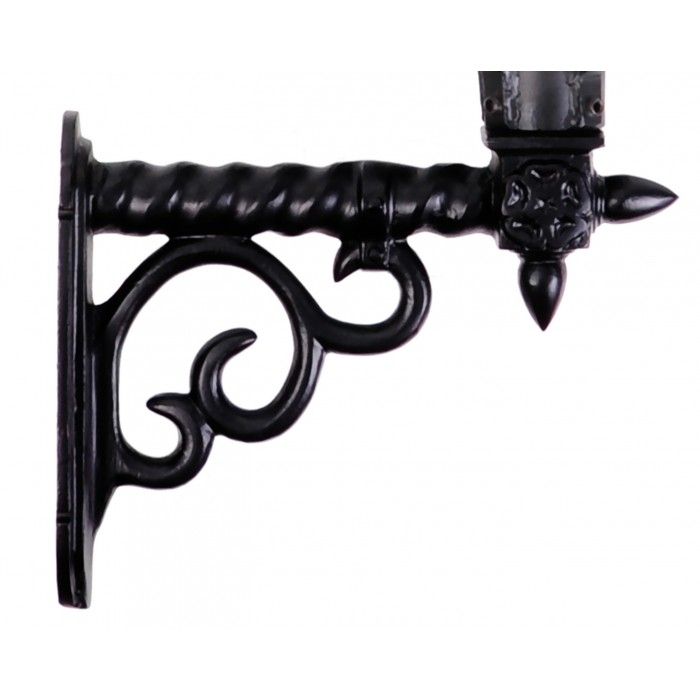 Close-up of the Ornate Scroll Work on the Royale Bracket