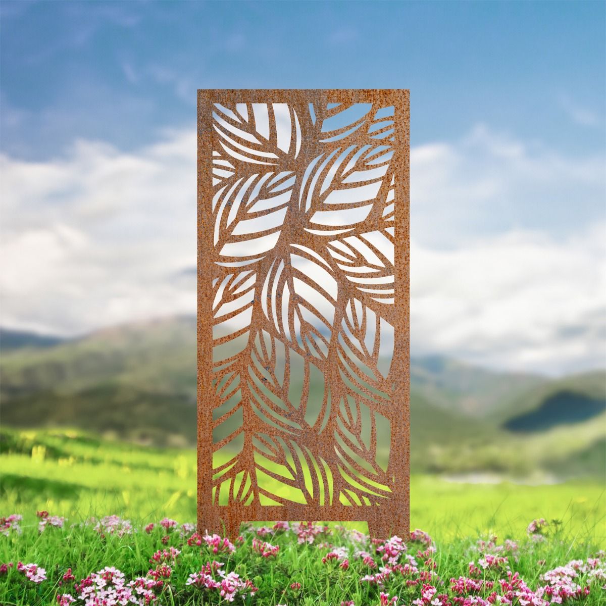Rustic Leaf Pattern Garden Screen 