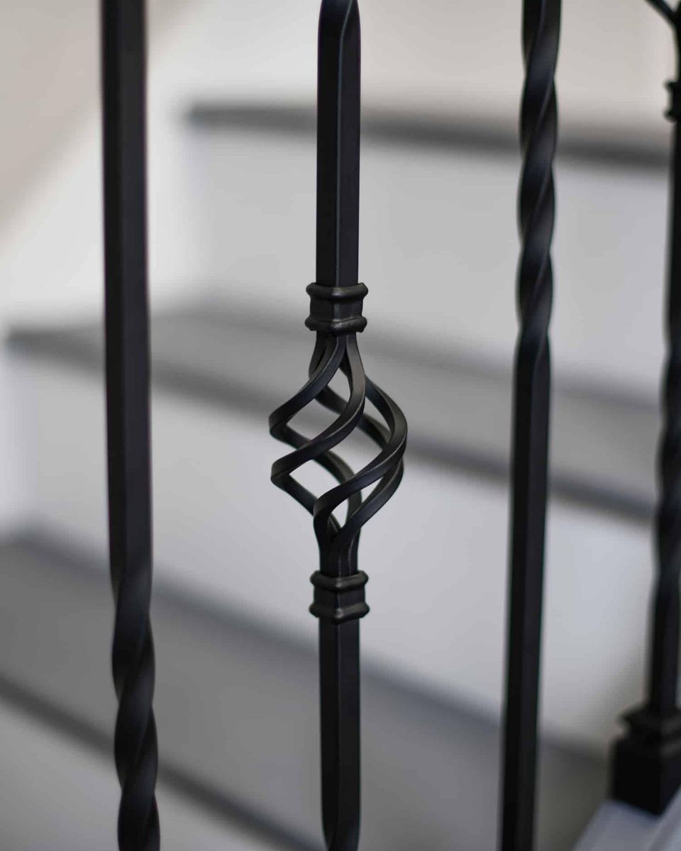 Close-Up of Single Basket Design
