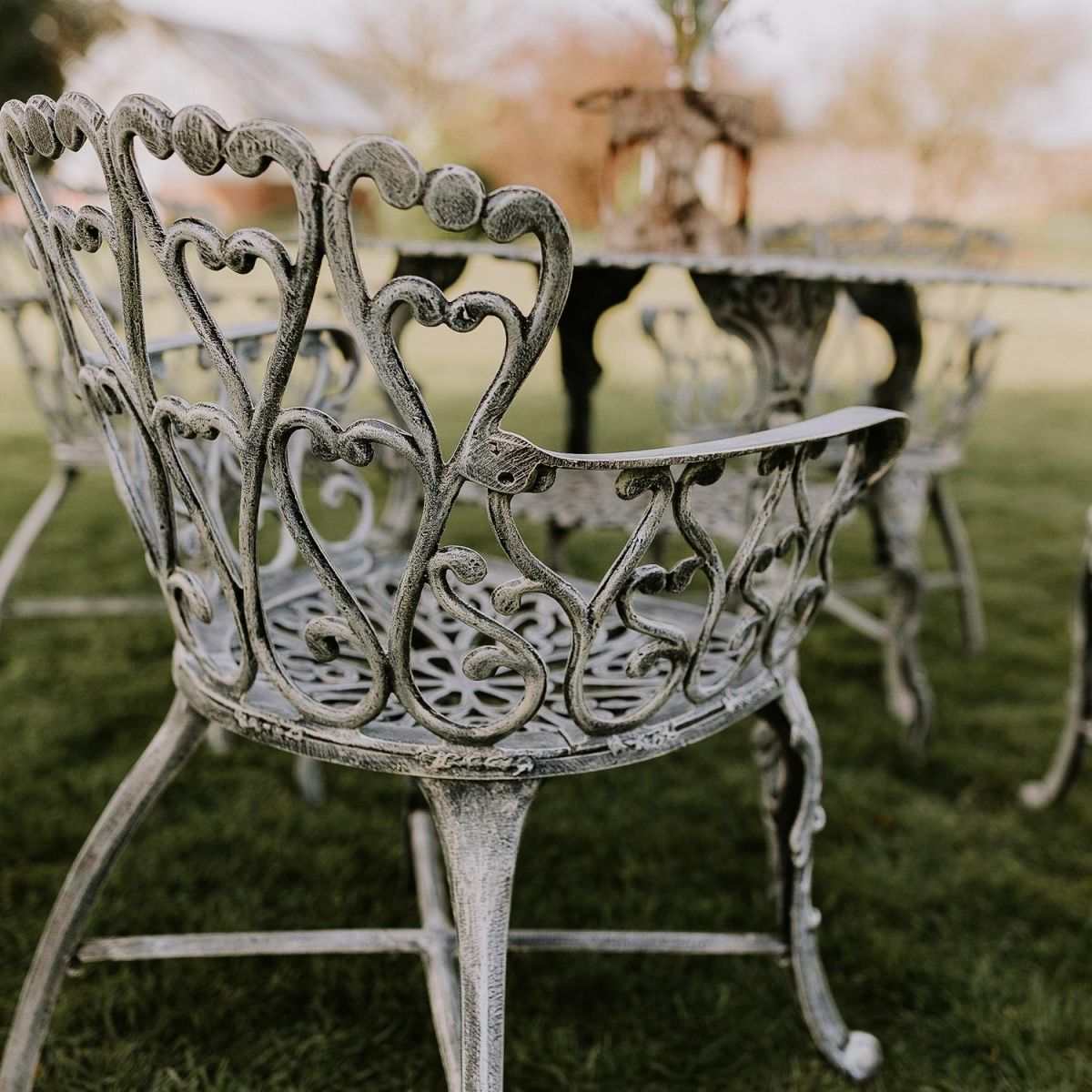 Antique Cream Edworth Manor Chair 