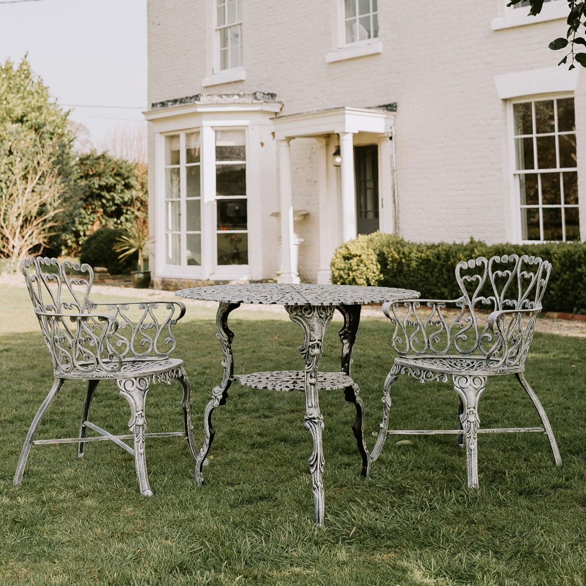 "Ascott" Table & Chair Set in Antique Cream 