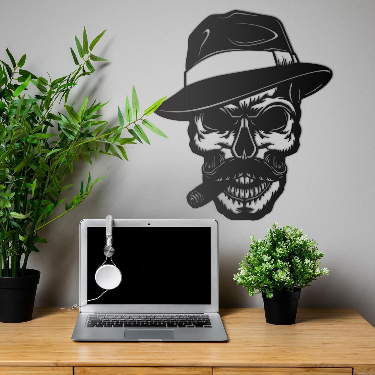 Wall Art of Gangster Skull in situ 