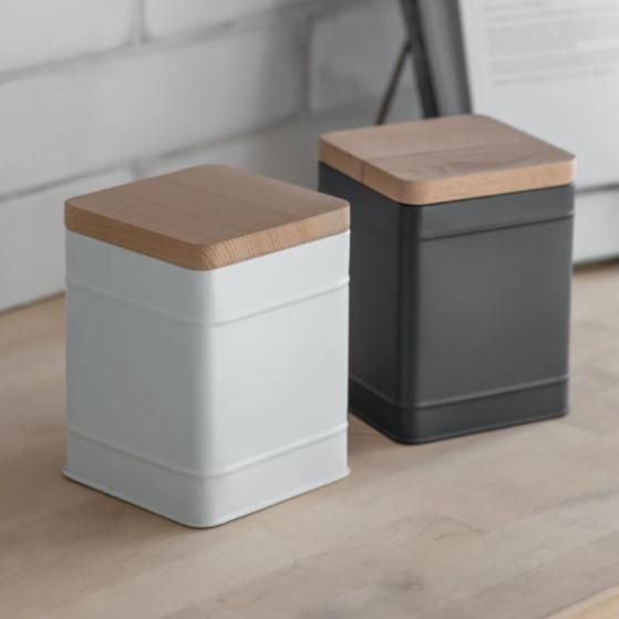 Small Charcoal Canister with Beech Wood Lid in Situ