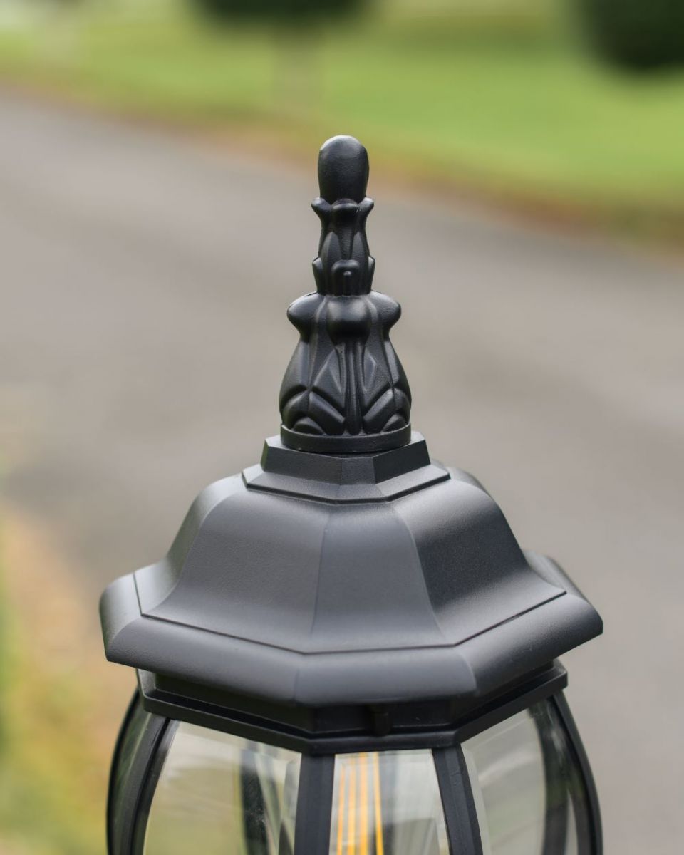 Small Tourega Pillar Light lid close up